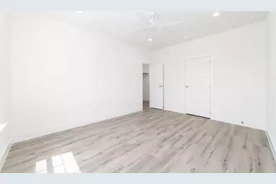 11940 S Hoa Sen Circle, Houston, TX 77072 - Photo 12
