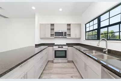 11940 S Hoa Sen Circle, Houston, TX 77072 - Photo 8