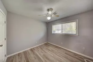 10714 Ballantine St, Houston, TX 77075 - Photo 24