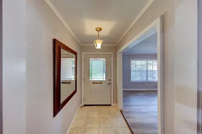 10714 Ballantine Street, Houston, TX 77075 - Photo 2