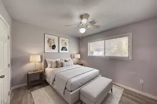 10714 Ballantine St, Houston, TX 77075 - Photo 32