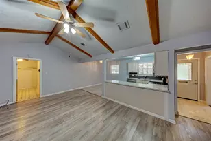 10714 Ballantine St, Houston, TX 77075 - Photo 8