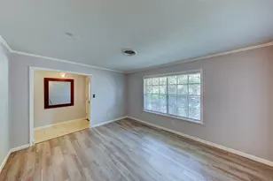 10714 Ballantine St, Houston, TX 77075 - Photo 4