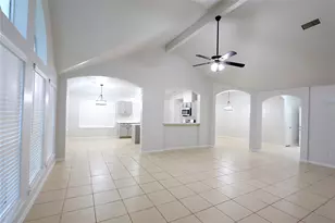 16243 April Ridge Dr, Houston, TX 77083 - Photo 14