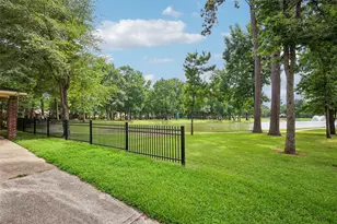 14326 Chartley Falls Dr, Houston, TX 77044 - Photo 4