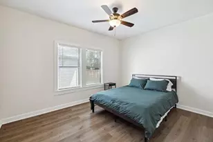 1801 Hussion St, Houston, TX 77003 - Photo 14