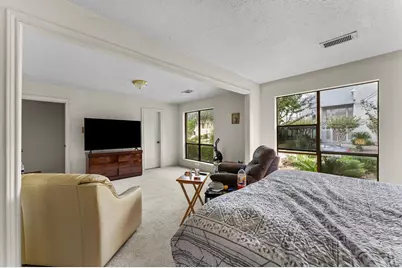 8103 Lake Edge Court, Houston, TX 77071 - Photo 24