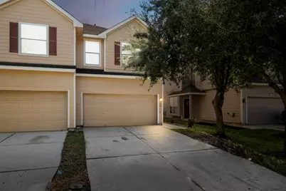 2911 Hackamore Hollow Lane, Houston, TX 77014 - Photo 4