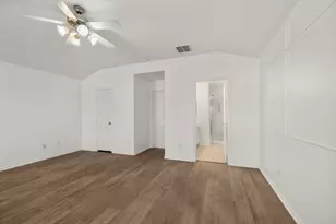 2911 Hackamore Hollow Ln, Houston, TX 77014 - Photo 32