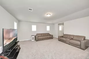 8523 Treetop Hts Dr, Baytown, TX 77523 - Photo 10