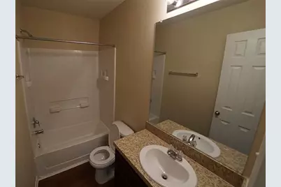 15458 Bammel Oaks Court, Houston, TX 77014 - Photo 12