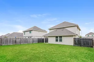 8626 Middleton Oaks Cir, Houston, TX 77028 - Photo 4