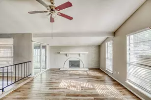 15614 Mendocino Dr, Houston, TX 77083 - Photo 4