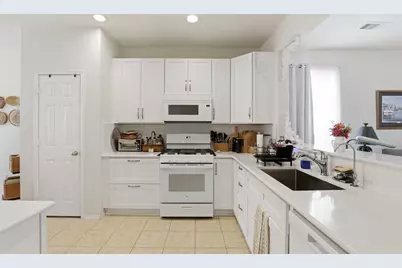 19910 Roycroft Lane, Richmond, TX 77407 - Photo 10