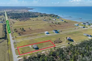 4423 W Bayshore Rd, Anahuac, TX 77514 - Photo 1