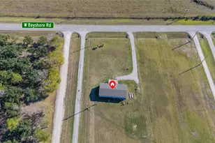 4423 W Bayshore Rd, Anahuac, TX 77514 - Photo 10