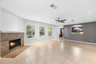 7909 Silver Oak Dr, Texas City, TX 77591 - Photo 6