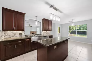 7909 Silver Oak Dr, Texas City, TX 77591 - Photo 8