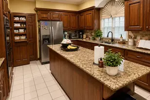 12126 Cypresswood Dr, Houston, TX 77070 - Photo 6
