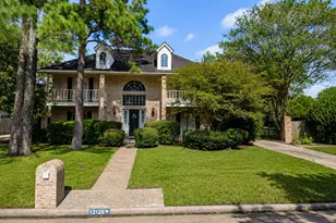 12126 Cypresswood Dr, Houston, TX 77070 - Photo 2
