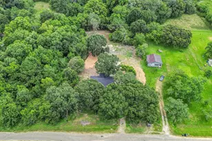 4922 County Rd 937B, Alvin, TX 77511 - Photo 12