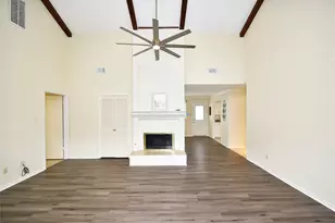 900 Chateau Pl, Richmond, TX 77469 - Photo 8