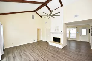 900 Chateau Pl, Richmond, TX 77469 - Photo 6