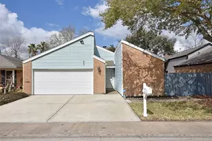 900 Chateau Pl, Richmond, TX 77469 - Photo 1