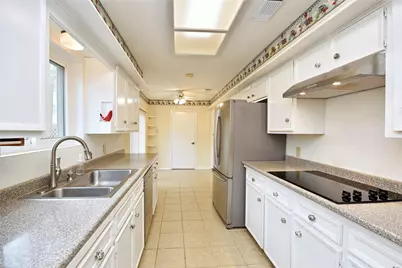 900 Chateau Place, Richmond, TX 77469 - Photo 16