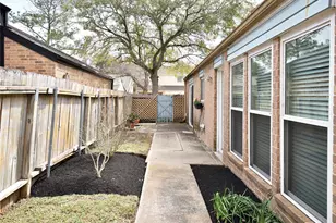 900 Chateau Pl, Richmond, TX 77469 - Photo 34