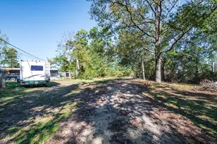 22688 Oakley Rd, New Caney, TX 77357 - Photo 6