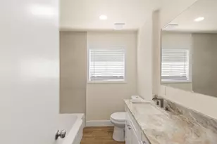 821 Mark St, Deer Park, TX 77571 - Photo 10