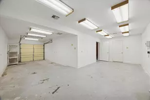 304 Scenic View Dr, Friendswood, TX 77546 - Photo 36