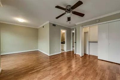 1300 Augusta Drive #28, Houston, TX 77057 - Photo 2