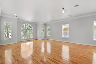 1602 Colorado St, Houston, TX 77007 - Photo 2