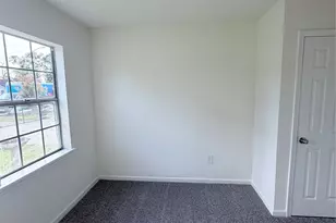 8837 Oak Knoll Ln, Houston, TX 77078 - Photo 20