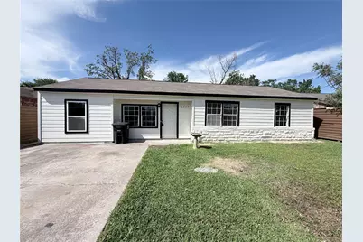 8837 Oak Knoll Lane, Houston, TX 77078 - Photo 2
