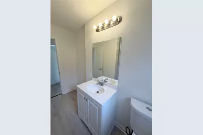 8837 Oak Knoll Lane, Houston, TX 77078 - Photo 18