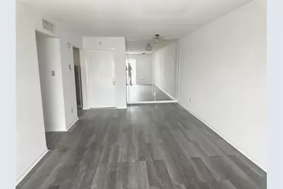 2824 S Bartell Drive #35, Houston, TX 77054 - Photo 2