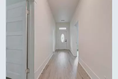 1302 Ross Street, Galveston, TX 77568 - Photo 2
