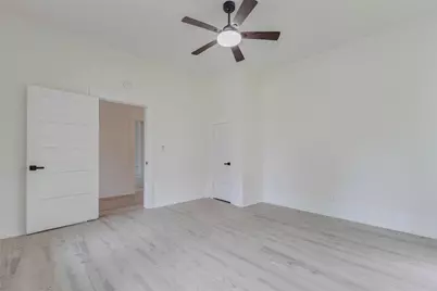 1302 Ross Street, Galveston, TX 77568 - Photo 8