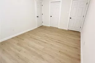 9709 Pelsey A-B St, Houston, TX 77029 - Photo 14