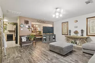 7806 Tamora Ln, Pasadena, TX 77505 - Photo 2
