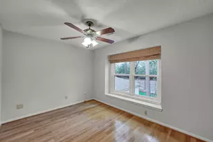 92 S Bonneymead Cir, The Woodlands, TX 77381 - Photo 26
