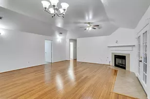 7211 Canda Ln, Houston, TX 77083 - Photo 8