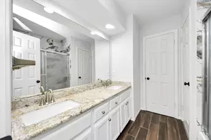 5310 Oak Cove Dr, Houston, TX 77091 - Photo 32
