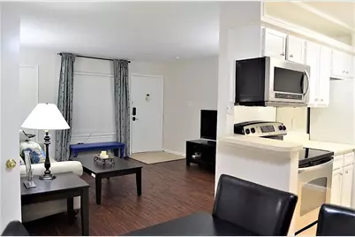 2250 Bering Drive #22, Houston, TX 77057 - Photo 2