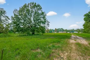 905 County Rd 379, Cleveland, TX 77328 - Photo 8