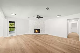 12335 Twin Pines, Conroe, TX 77303 - Photo 18