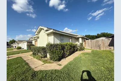 15743 Ridgegate Road, Houston, TX 77053 - Photo 2